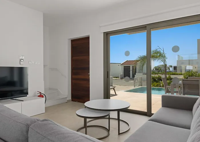 Villa Serenity Waves 26 *