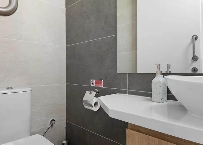 Vila Serenity Waves 26